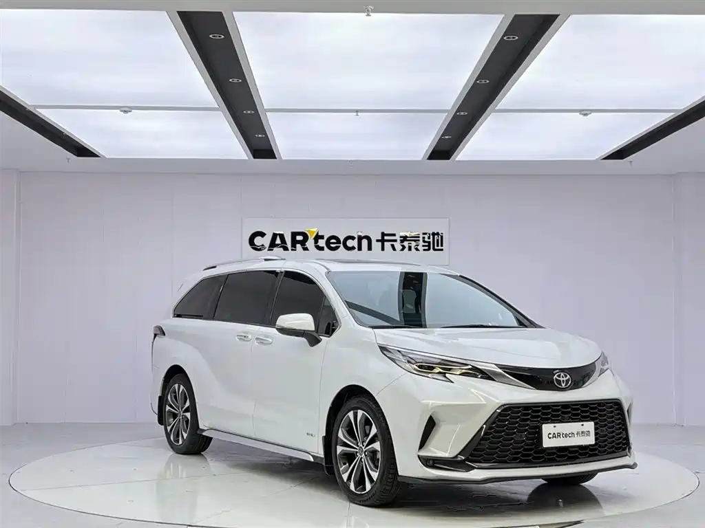 Toyota Granvia 2024 2.5L Hybrid Premium PLUS фото 7
