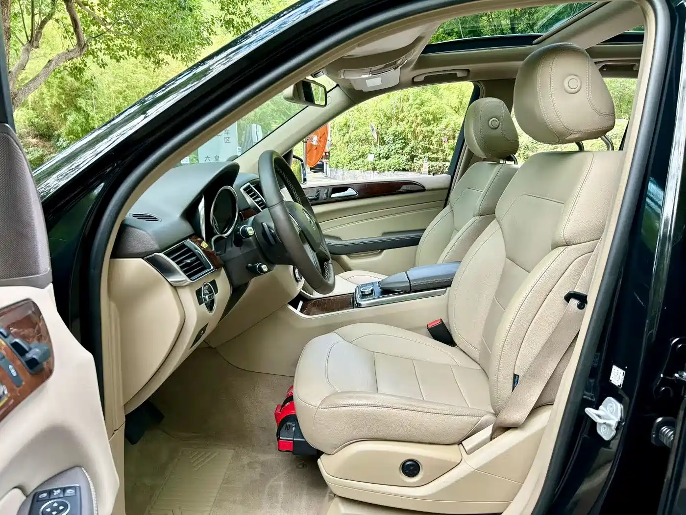 Mercedes-Benz M-Class 2014 ML 400 4MATIC Dynamic фото 3