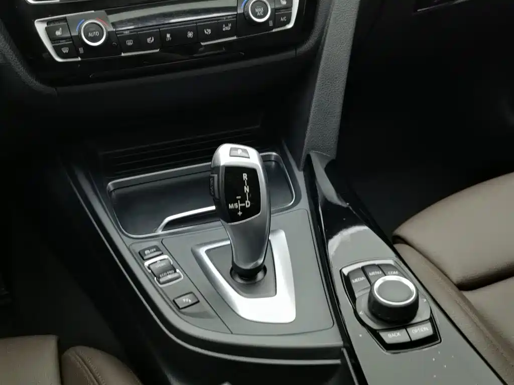 BMW 3 Series 2018 320Li xDrive Fashion Style фото 13