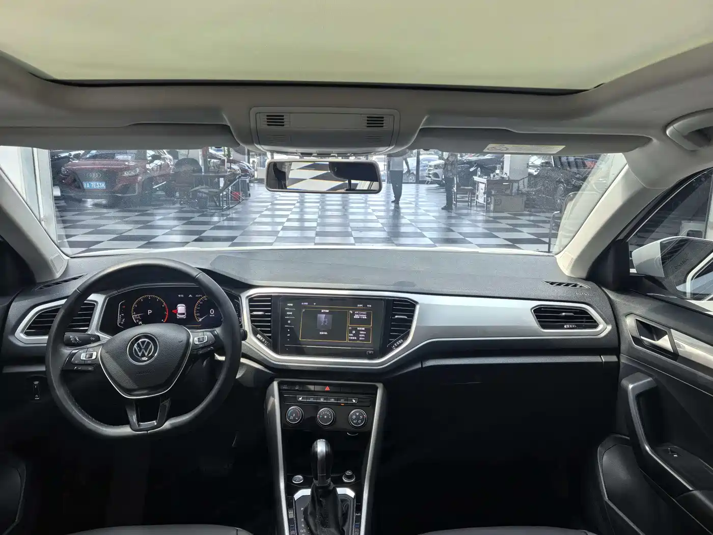 Volkswagen T-ROC 2022 280TSI DSG 2WD Elite PLUS фото 14