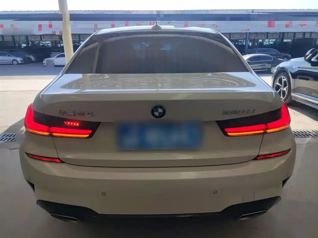 BMW 3 Series 2021 320Li M Sport Package фото 4