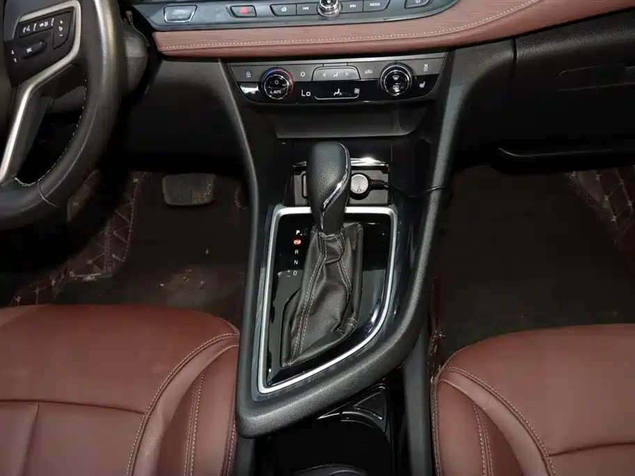 Buick GL6 2019 Model 18T 5-Seater Connected Luxury Version China V фото 15