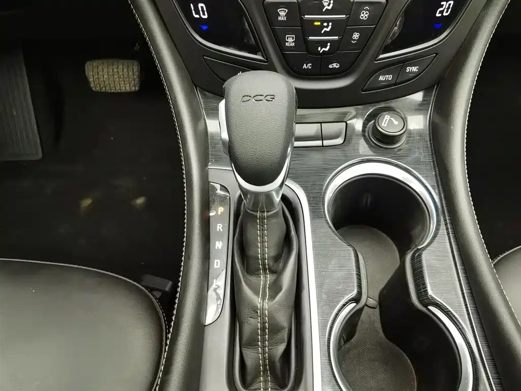 Buick Envision Plus 2017 20T FWD Premium фото 13