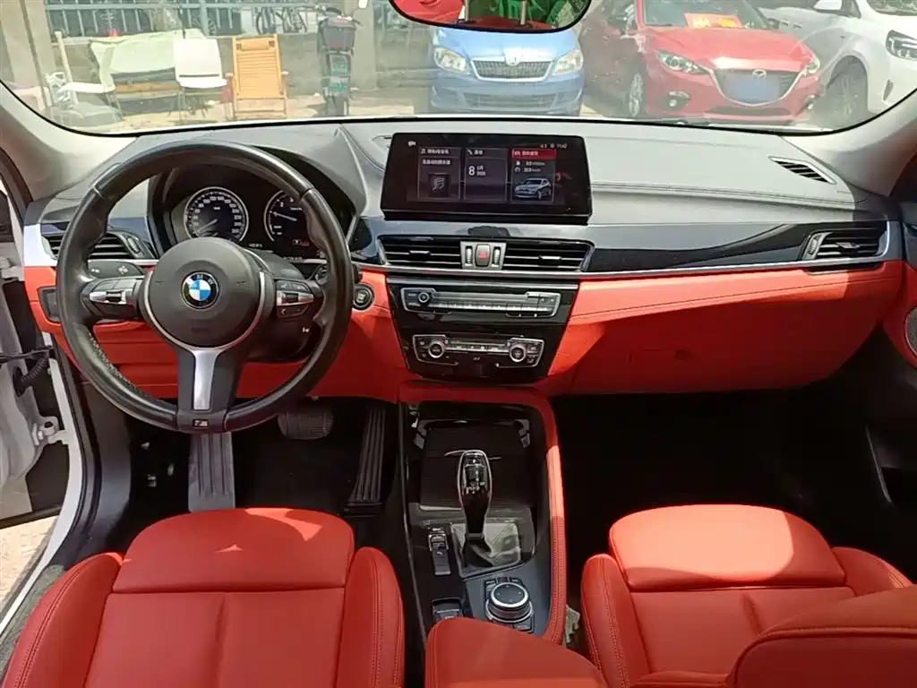 BMW X2 2021 Facelift sDrive25i M Off-Road Package фото 10
