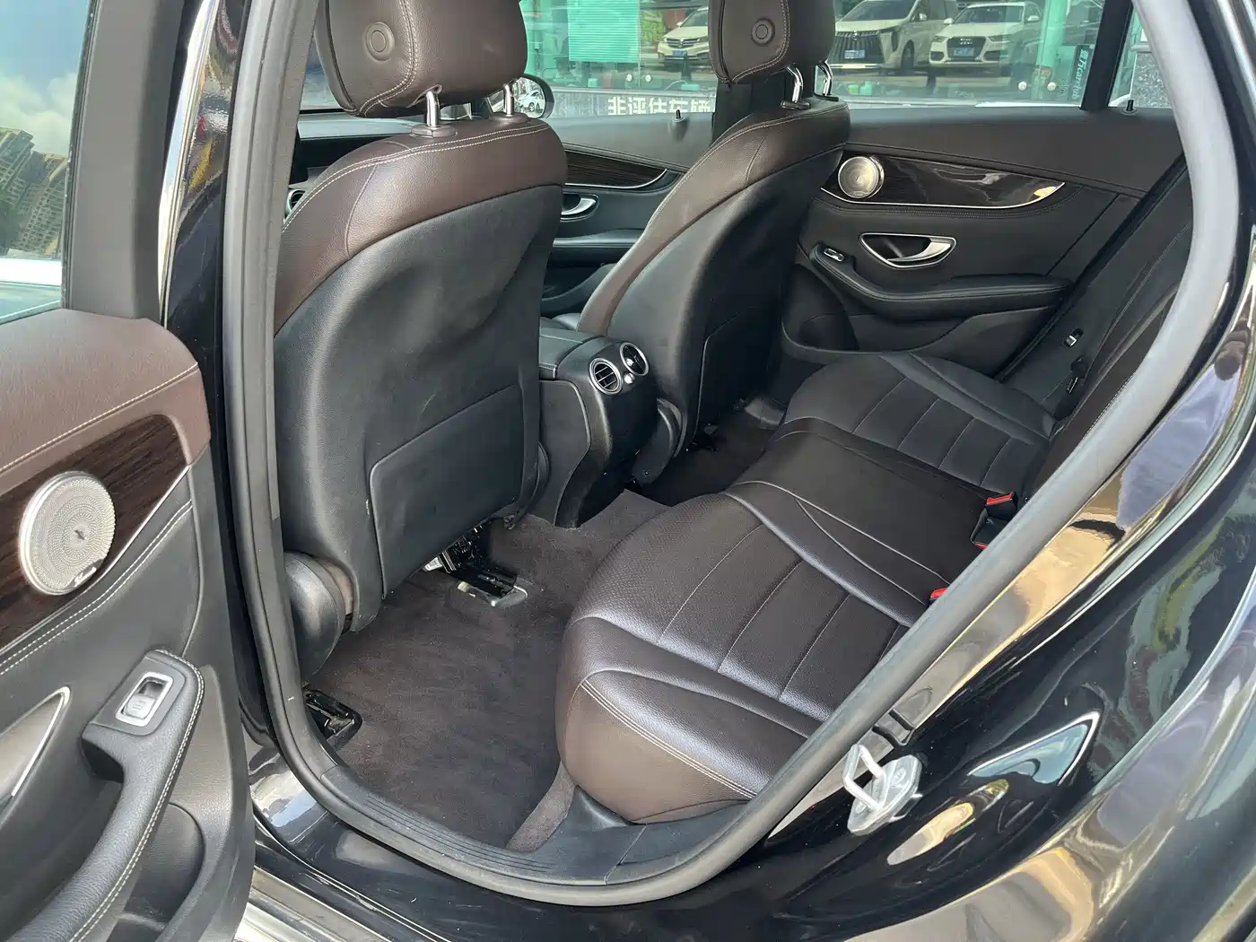 Mercedes-Benz GLC 2016 GLC 260 4MATIC Luxury фото 6
