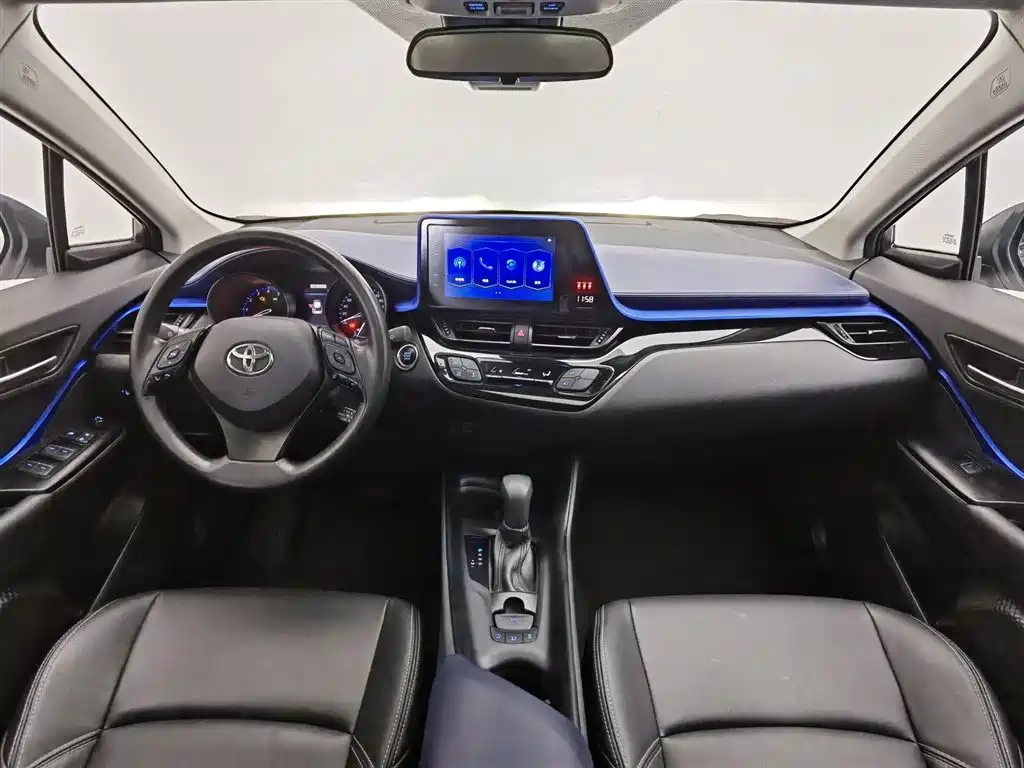 Toyota C-HR 2021 2.0L Comfort Edition фото 5