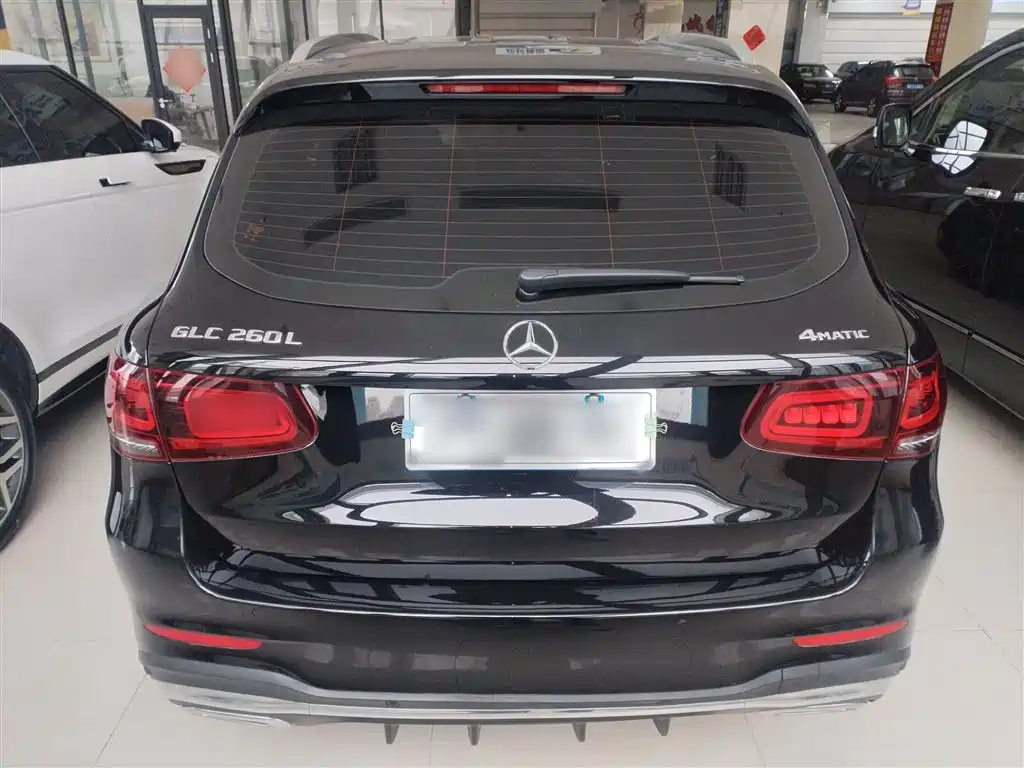 MERCEDES-BENZ GLC