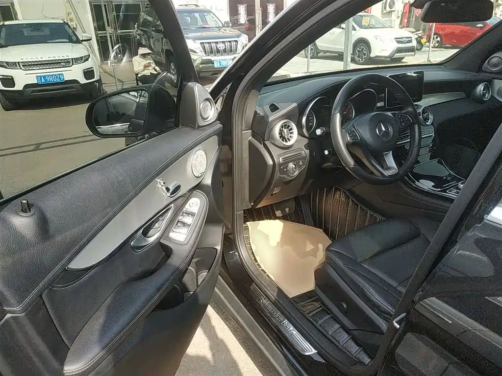 Mercedes-Benz GLC 2019 GLC 200 4MATIC фото 12