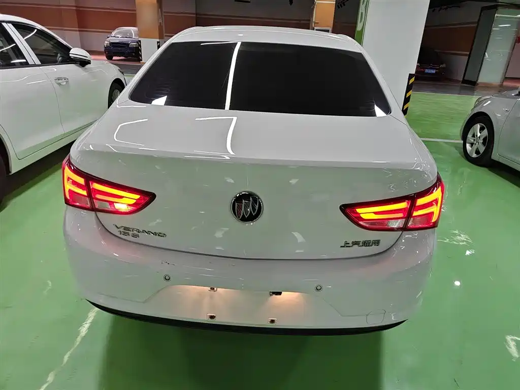 Buick Verano 2019 Sedan 15S Auto Leading фото 6