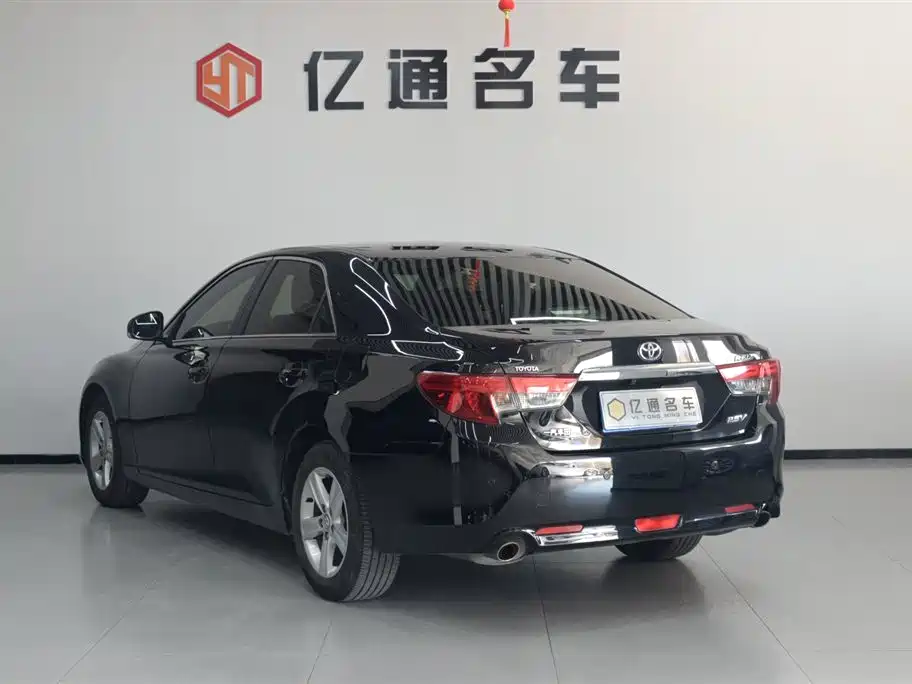 Toyota Reiz 2013 2.5V Elite Edition фото 22