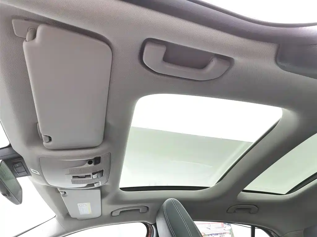 Mercedes-Benz GLA 2016 GLA 200 Dynamic фото 14