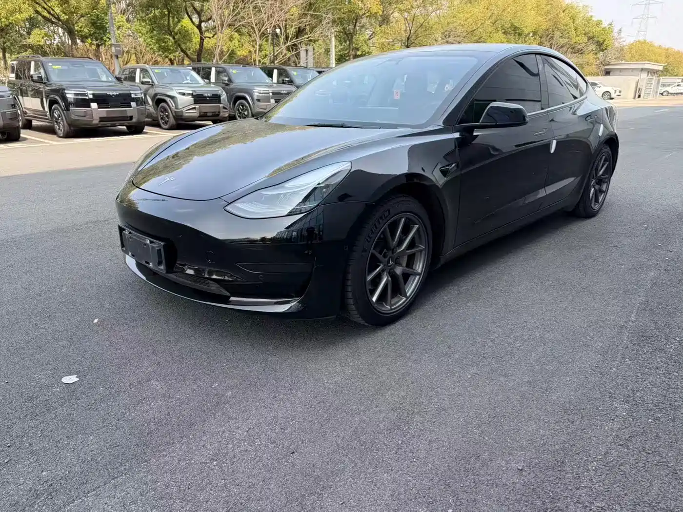TESLA MODEL 3