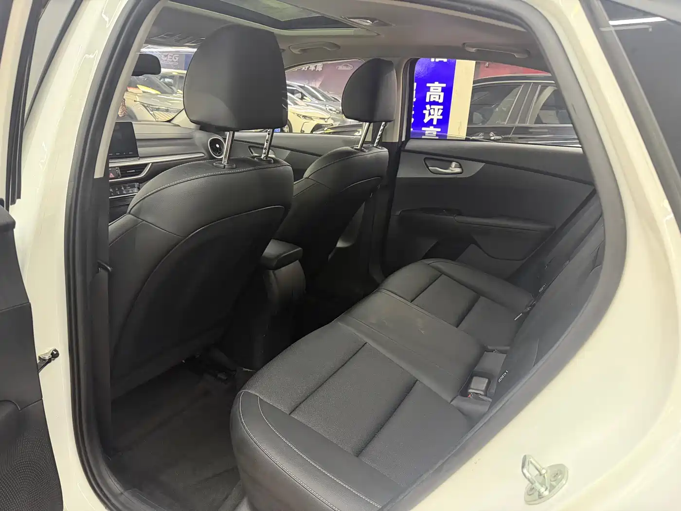 Kia K3 2021 Facelift 1.5L CVT Youth Edition фото 9