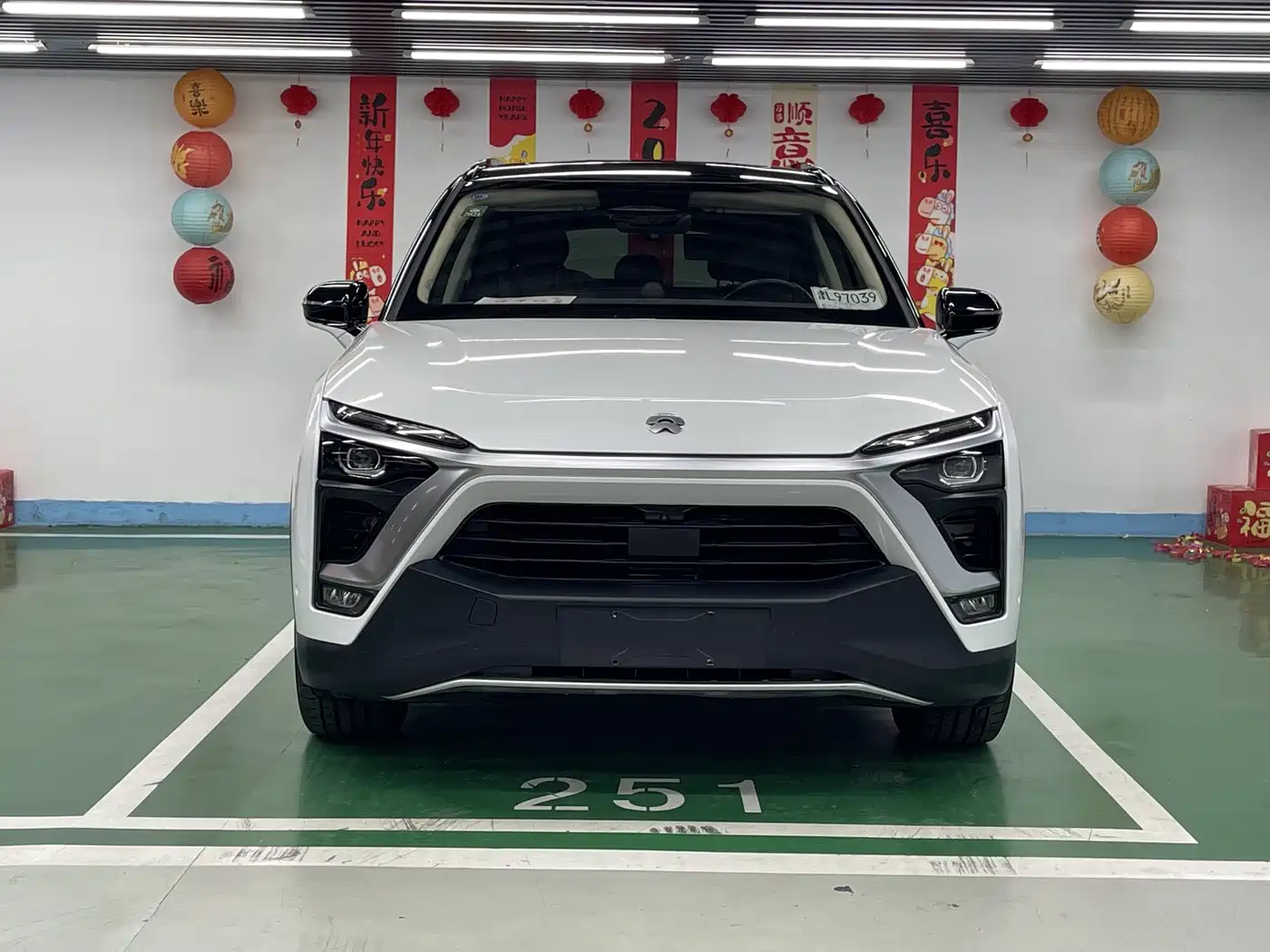 NIO ES8 2019 2018 355KM Base Model 7-Seater Version