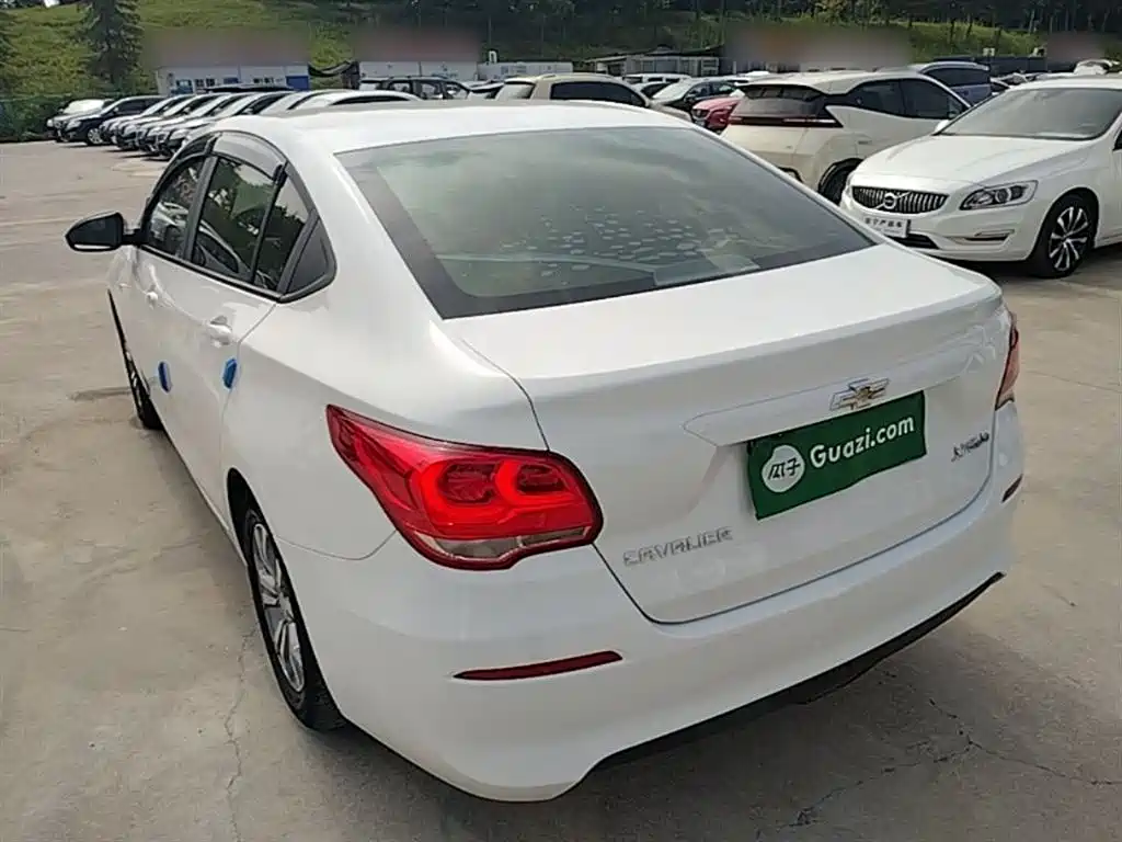 Chevrolet Cavalier 2018 320 Auto Enjoy Sunroof Edition фото 5