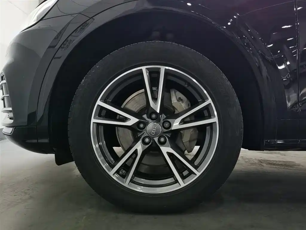 Audi Q5L 2020 40 TFSI Prestige Fashion фото 17