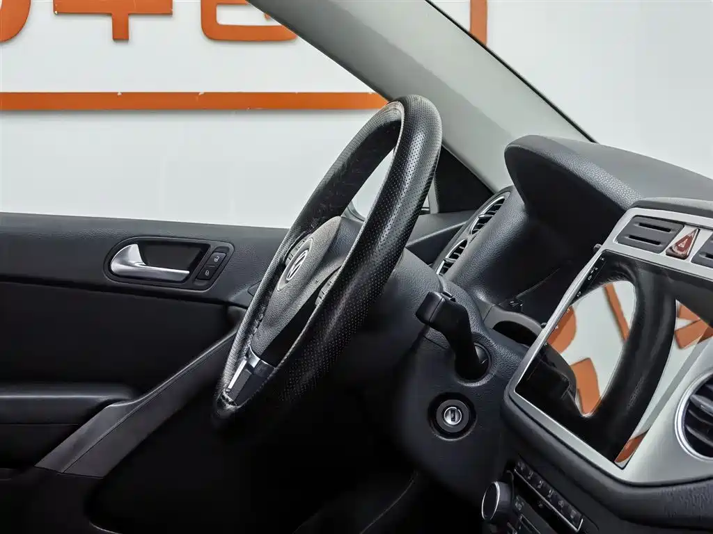 Volkswagen Tiguan 2012 1.8TSI Automatic 2WD Trend Edition фото 22