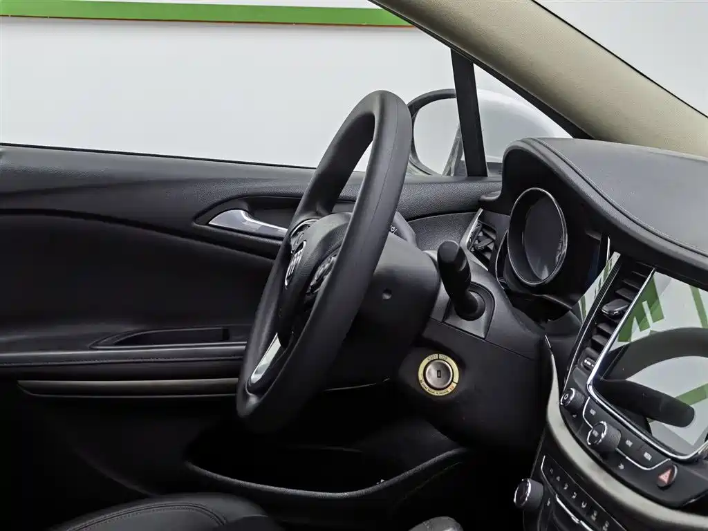 Buick Verano 2015 Sedan 20T Dual-clutch Elite фото 22