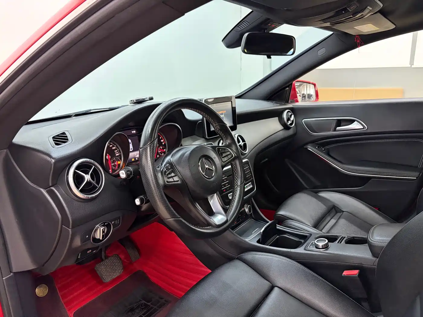 Mercedes-Benz CLA (Import) 2016 CLA 200 Sport фото 4