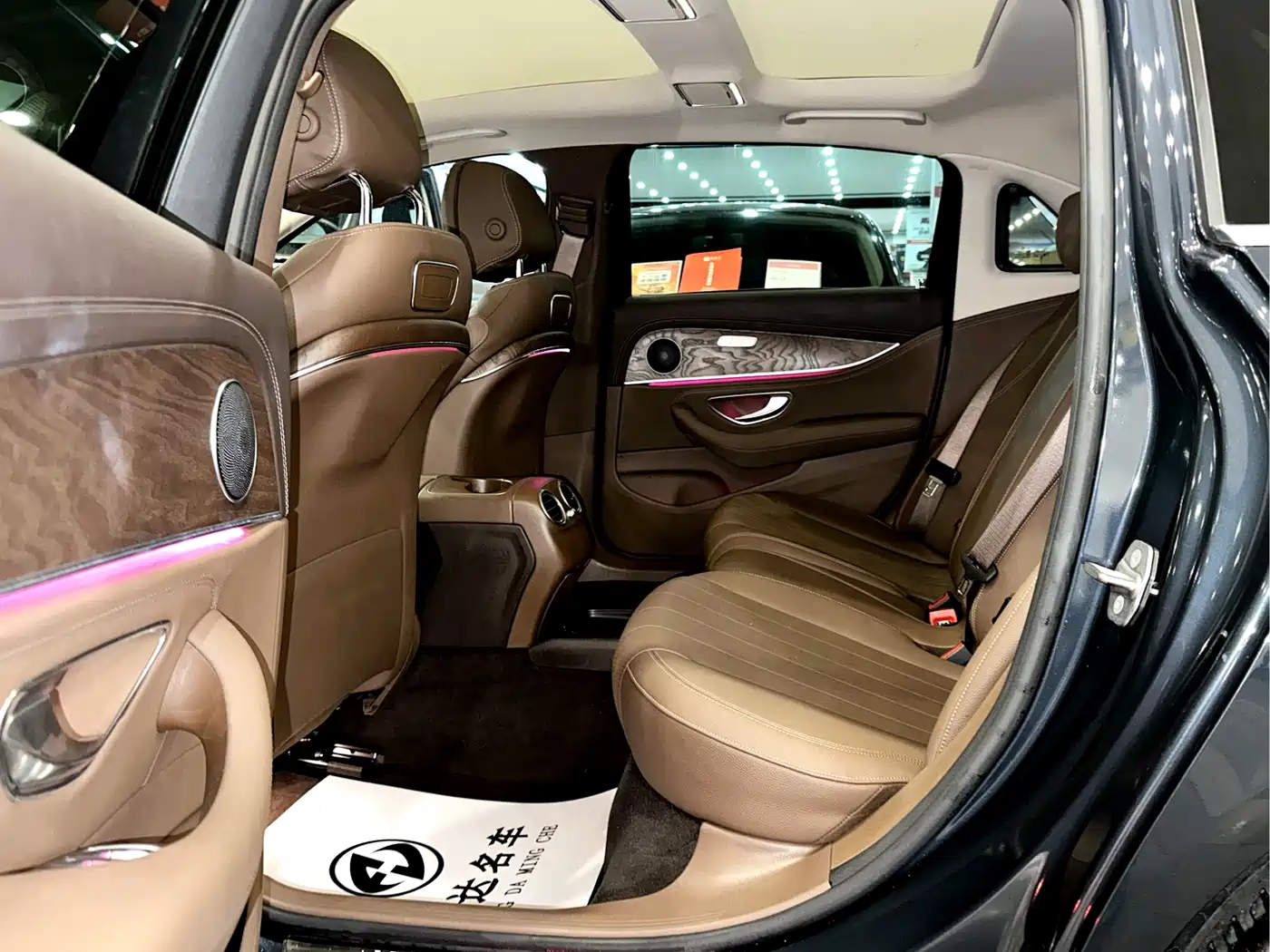Mercedes-Benz E-Class 2016 E 300 L Luxury фото 7
