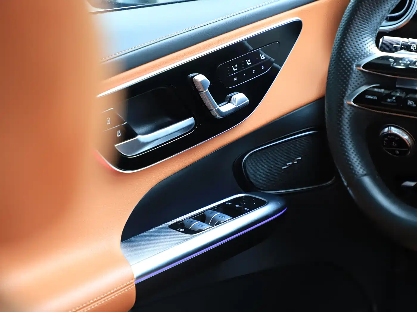 Mercedes-Benz GLC 2024 GLC 300 L 4MATIC Dynamic 5-seater фото 19