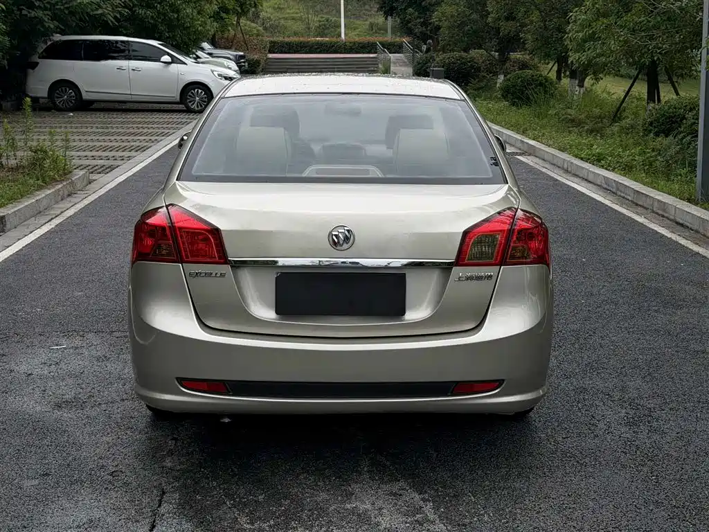 Buick Excelle 2015 1.5L Automatic Classic фото 7