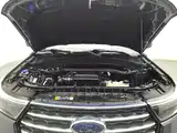Фото 6 - Ford Explorer