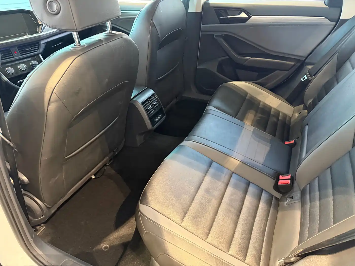 Volkswagen Sagitar 2021 280TSI DSG Comfort Smart Connect Edition фото 10