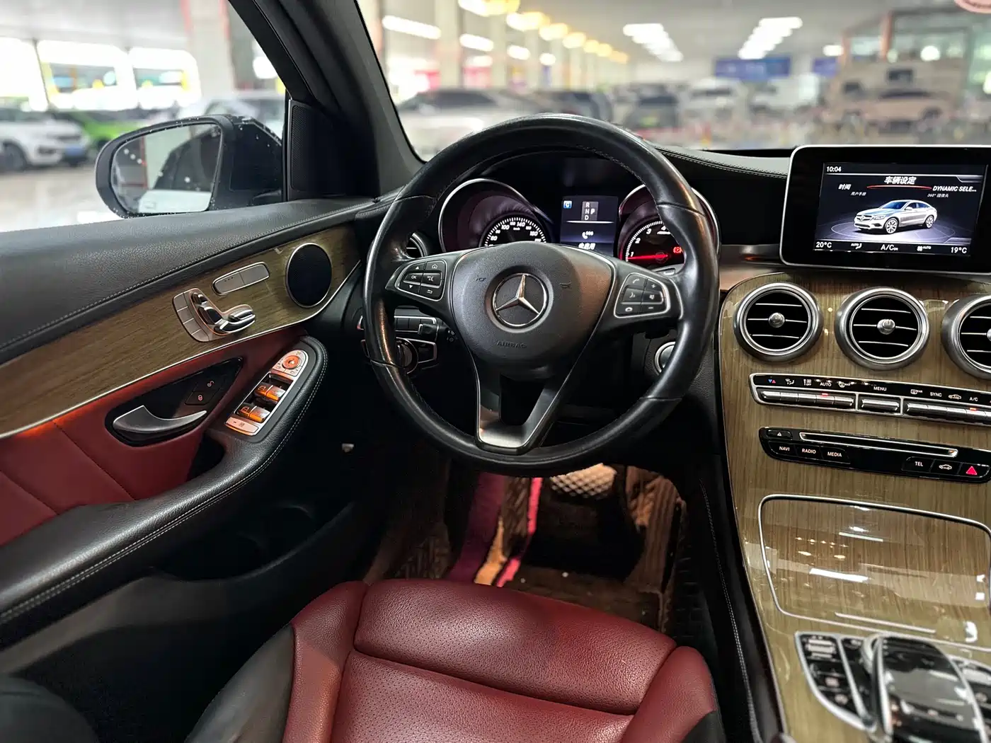 Mercedes-Benz GLC Coupe 2019 GLC 260 4MATIC Coupe SUV фото 13