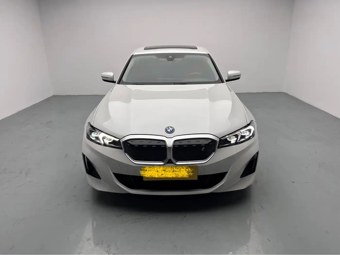 BMW i3 2022 eDrive 35 L фото 2