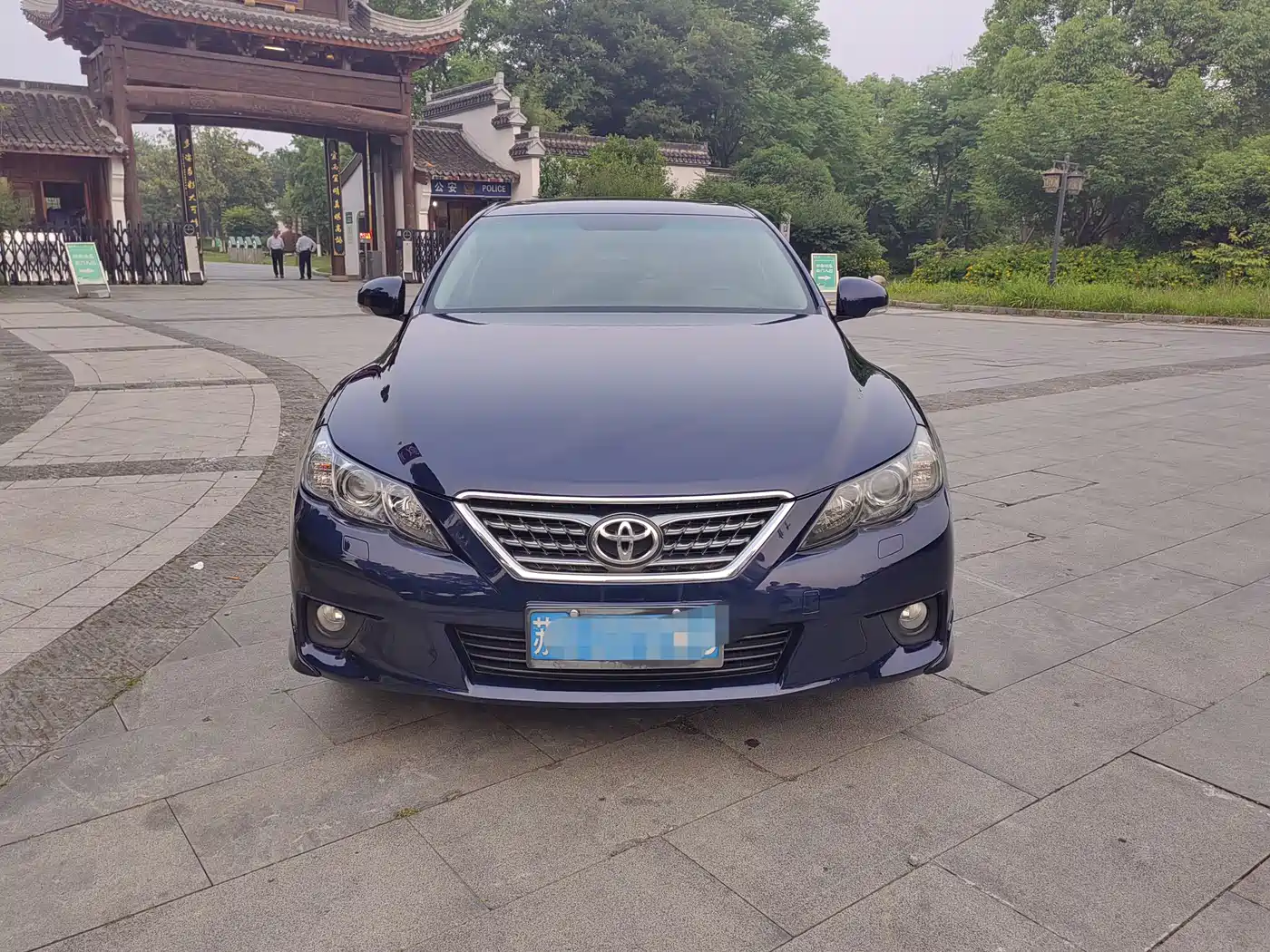 Toyota Reiz 2012 2.5V Grace Elite Styling Edition фото 2