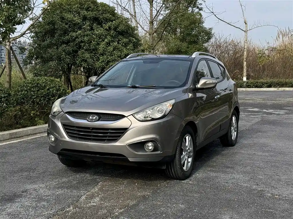 Hyundai Beijing Hyundai ix35 2010 2.4L Automatic 2WD Premium GLS