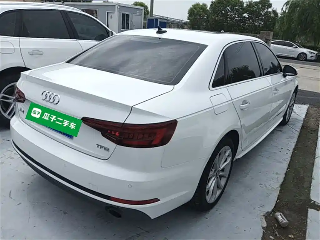 Audi A4L 2018 30th Anniversary 40 TFSI Fashion фото 7