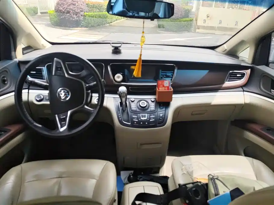 Buick GL8 2014 3.0L GT Luxury Business Elegance фото 12