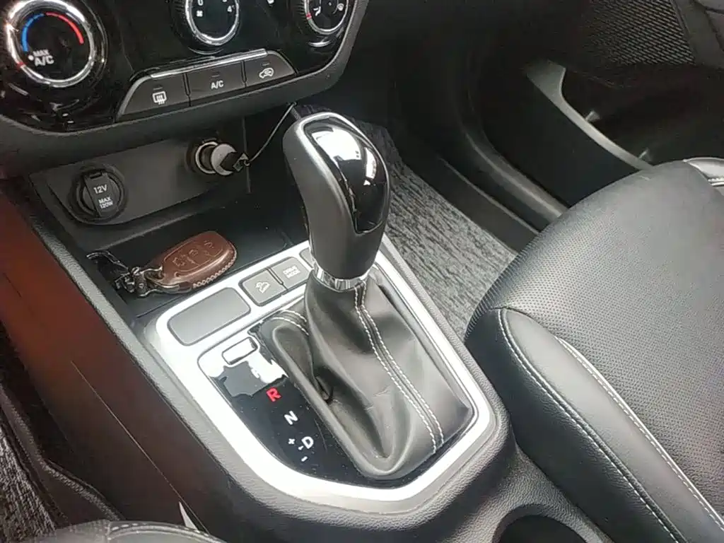Hyundai Beijing Hyundai ix25 2017 1.6L Automatic Smart Edition фото 14