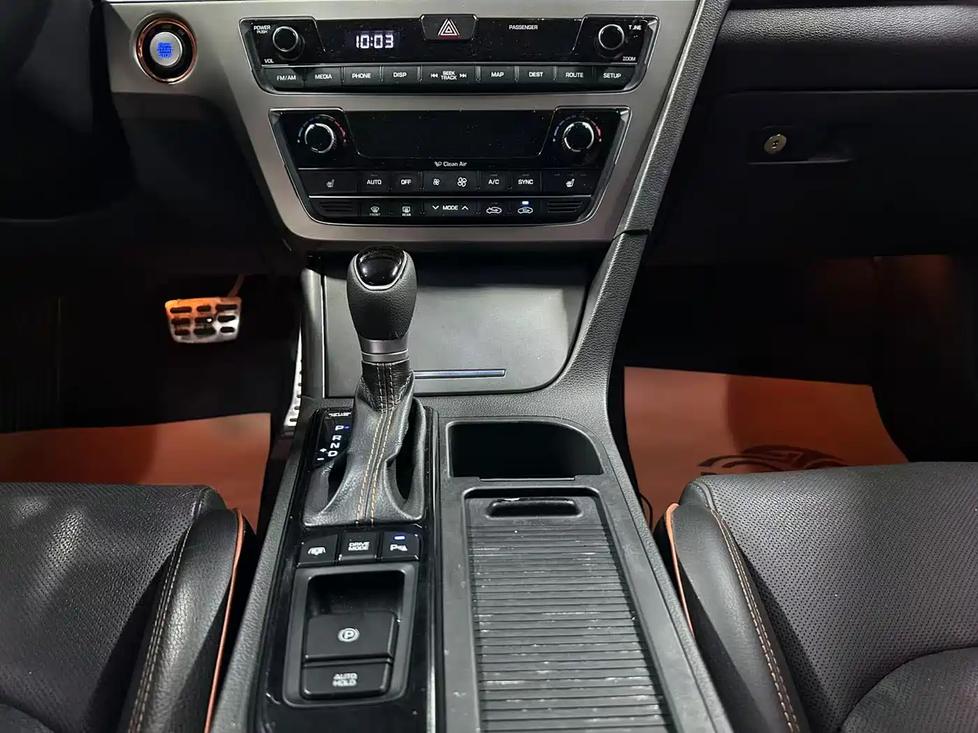 Hyundai Sonata 2015 1.6T DLX Premium фото 12
