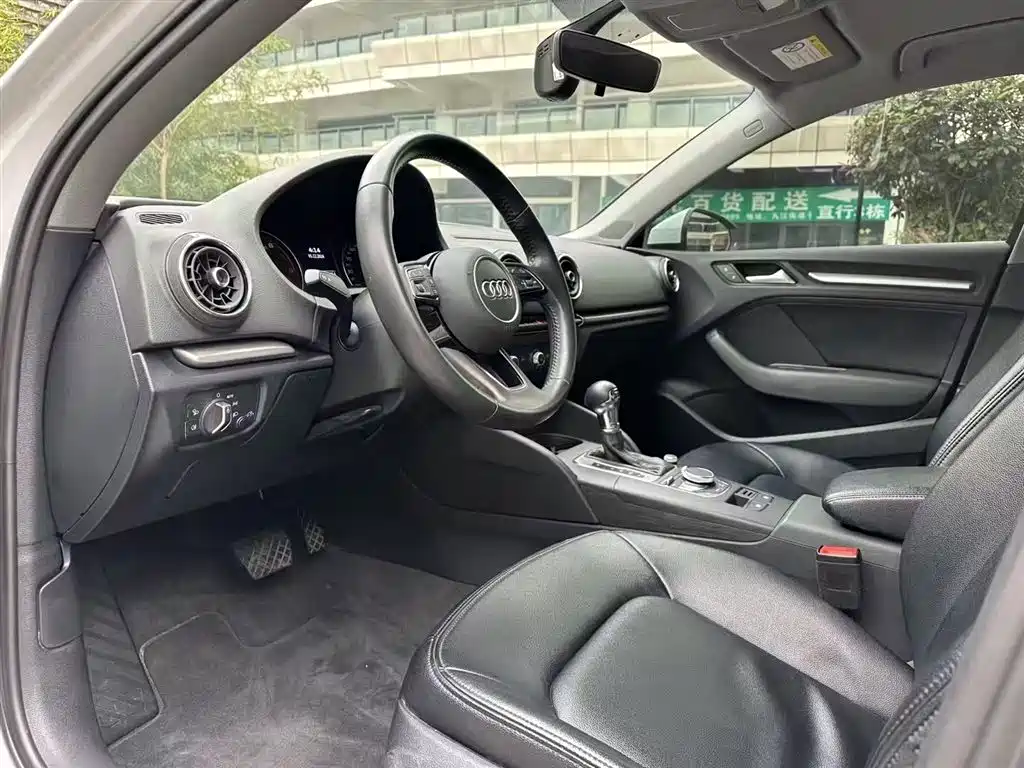 Audi A3 2019 Limousine 35 TFSI Progressive China VI фото 4