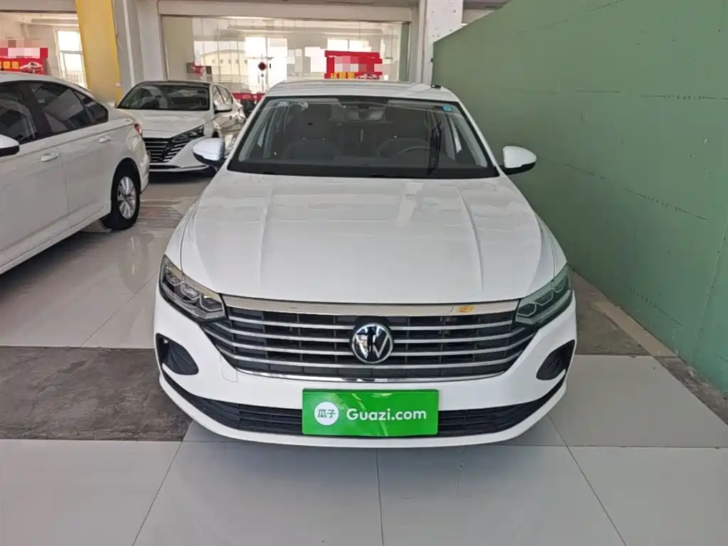Volkswagen Lavida 2023 Facelift 1.5L Auto Comfort Edition фото 3