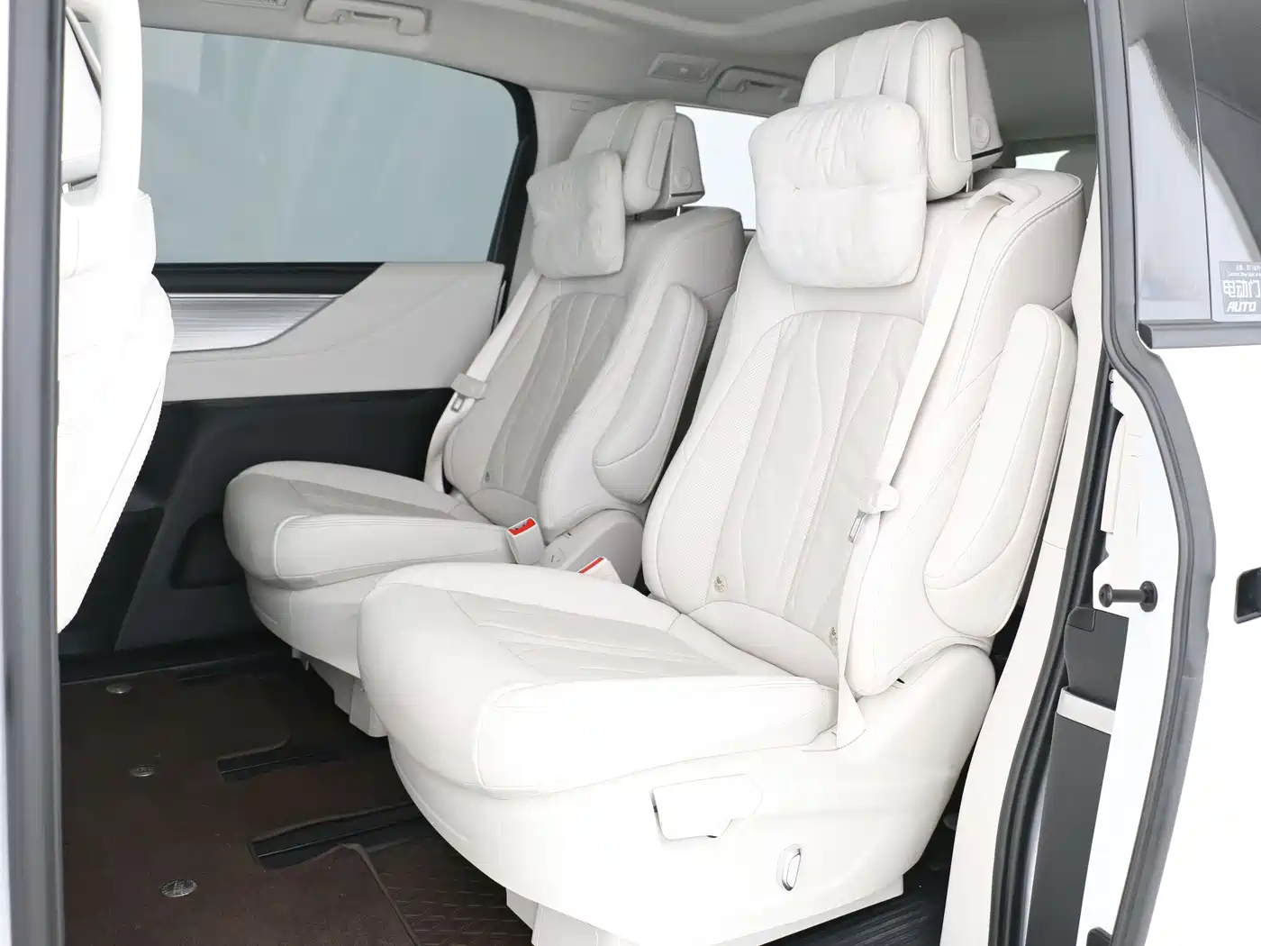Buick GL8 New Energy 2024 Landglory Smart Enjoy Edition 7-Seater фото 9