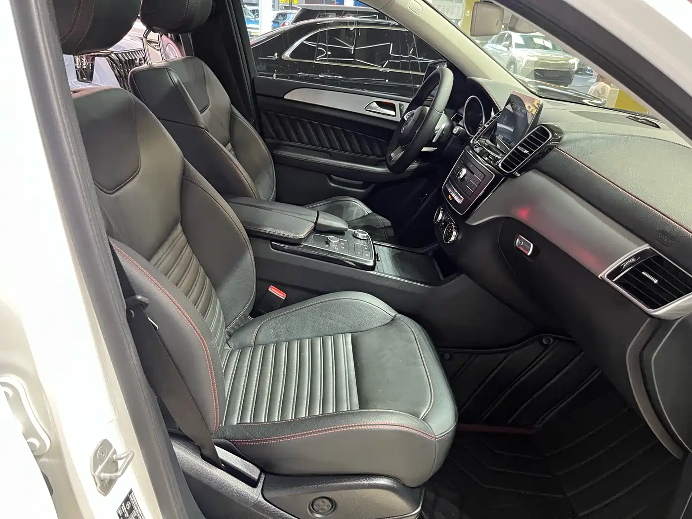 Mercedes-Benz GLE Coupe AMG 2017 AMG GLE 43 4MATIC Coupe SUV фото 20