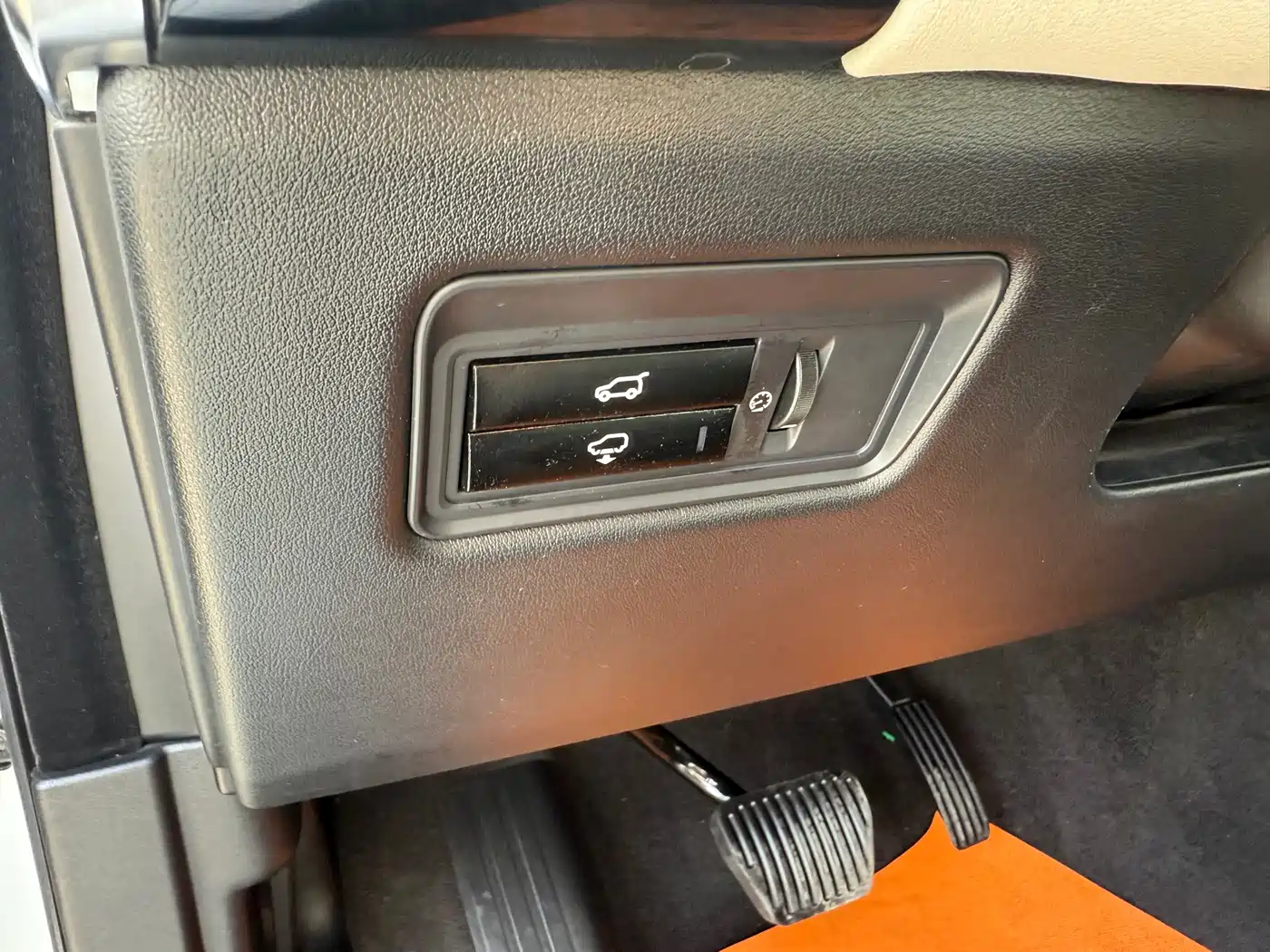 Land Rover Range Rover Sport 2014 3.0 SC V6 HSE фото 16