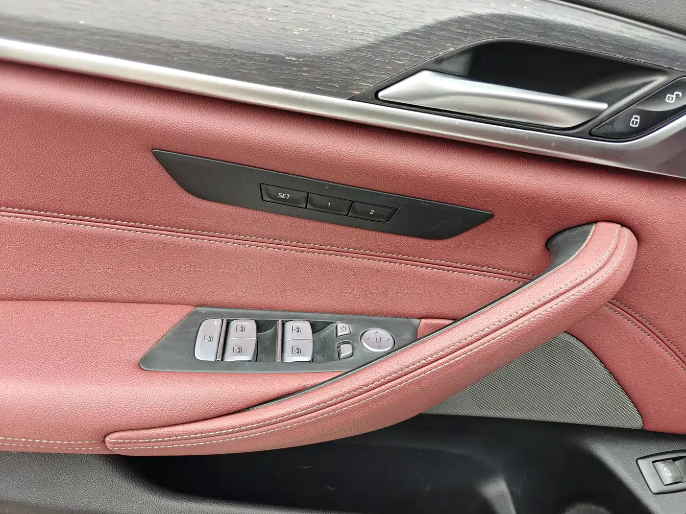 BMW 5 Series 2023 530Li Leading M Sport Package фото 18