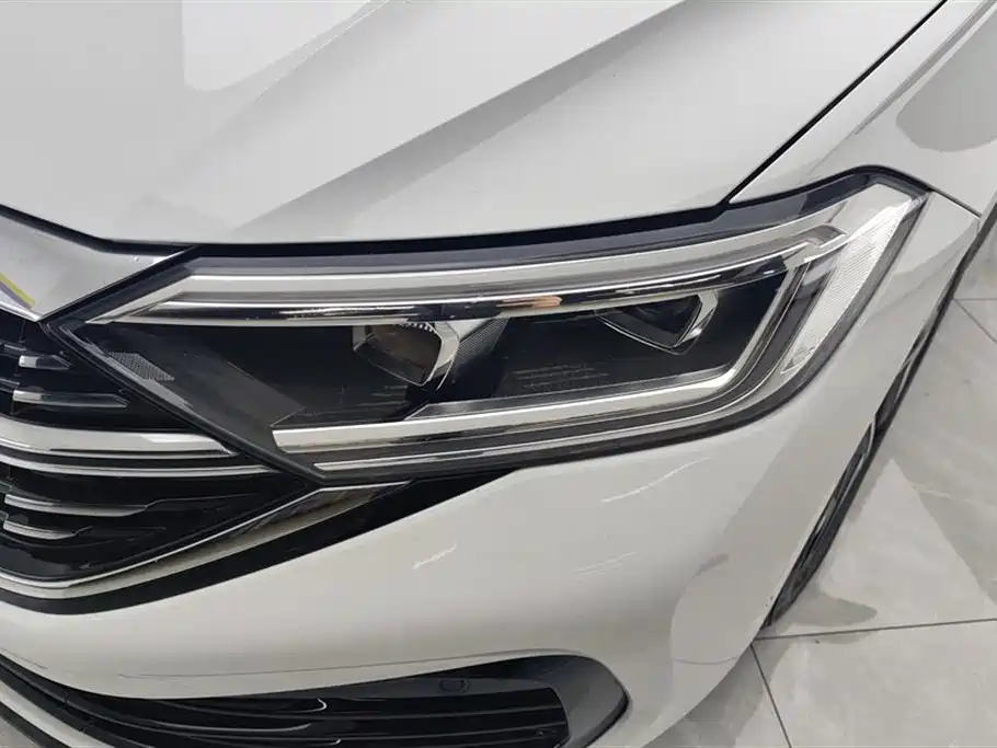Volkswagen Sagitar 2024 300TSI DSG Surpass Edition фото 5