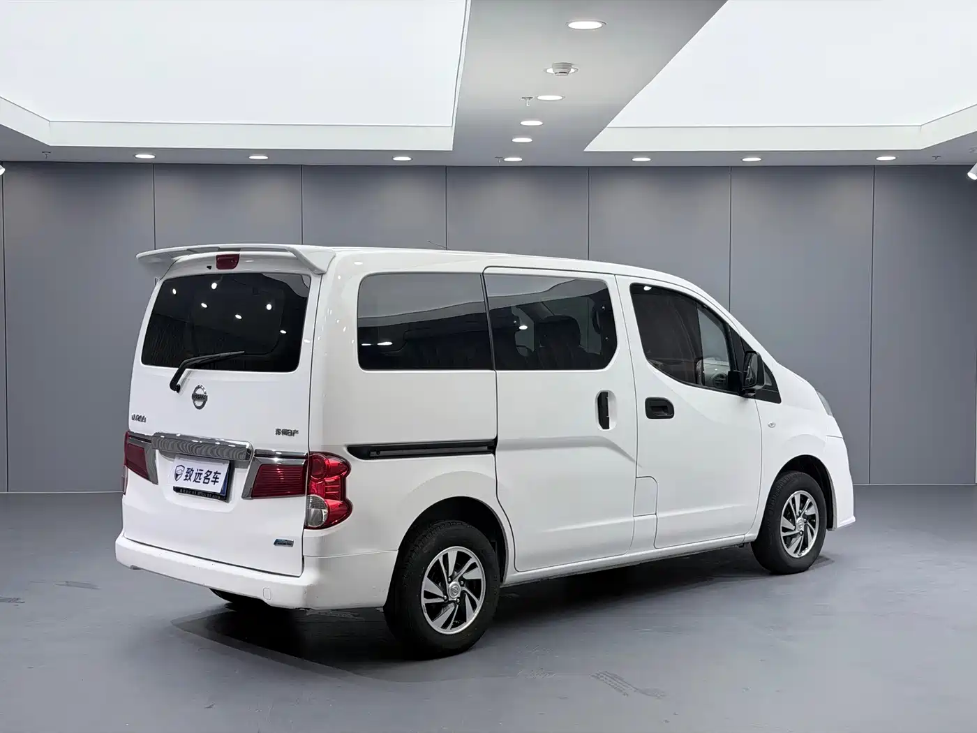 Nissan NV200 2017 2018 1.6L CVT Luxury Model
