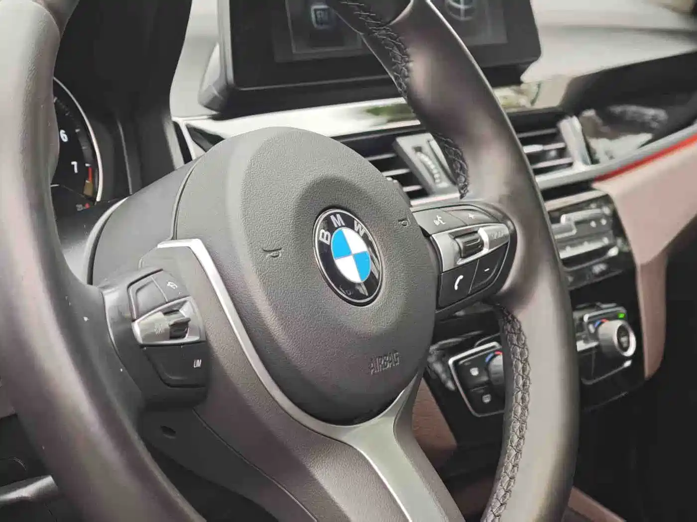 BMW X1 2020 sDrive25Li Leading Model фото 7
