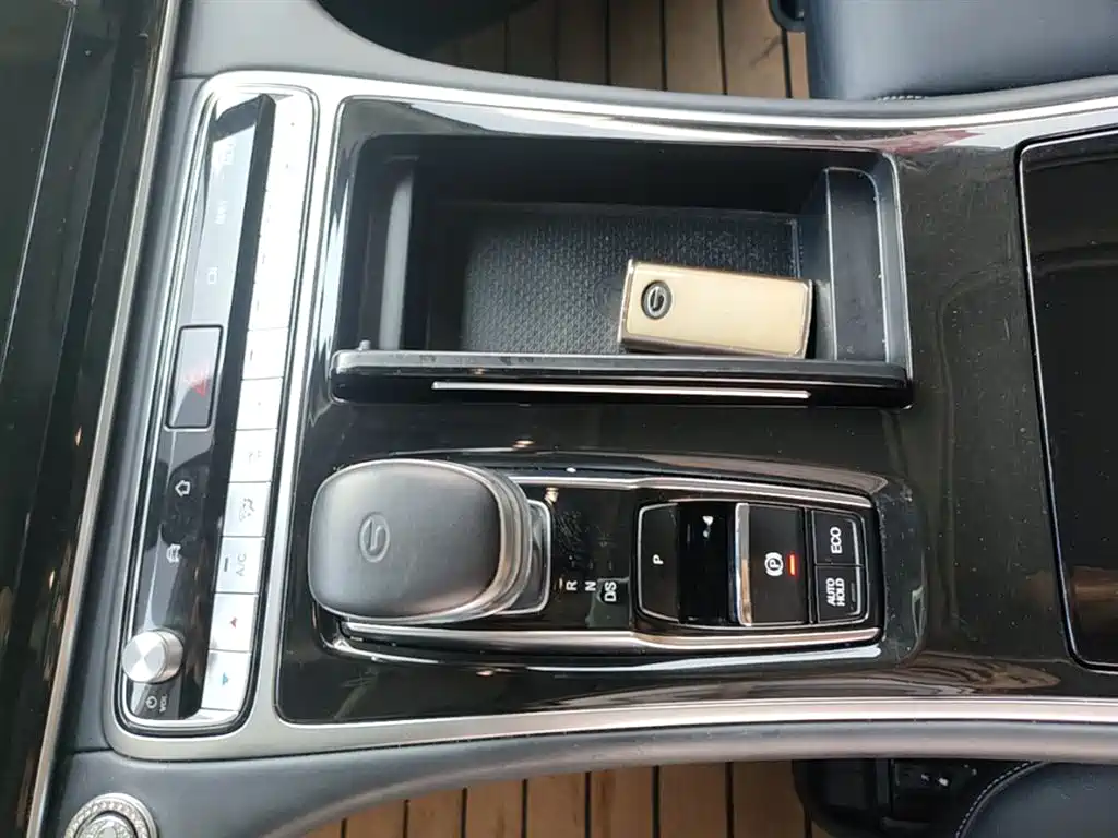 GAC Trumpchi Trumpchi M8 2021 Master Series 390T Ultimate Edition фото 14