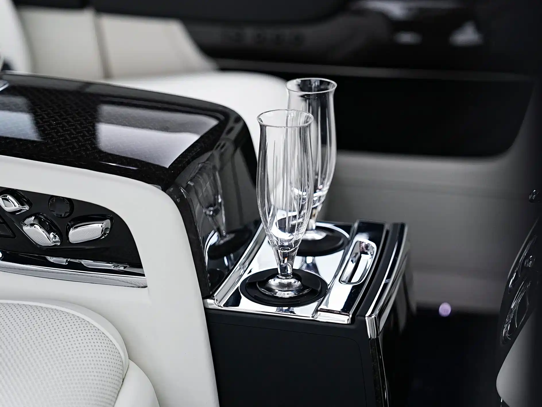Фото 20 - Rolls-Royce Cullinan