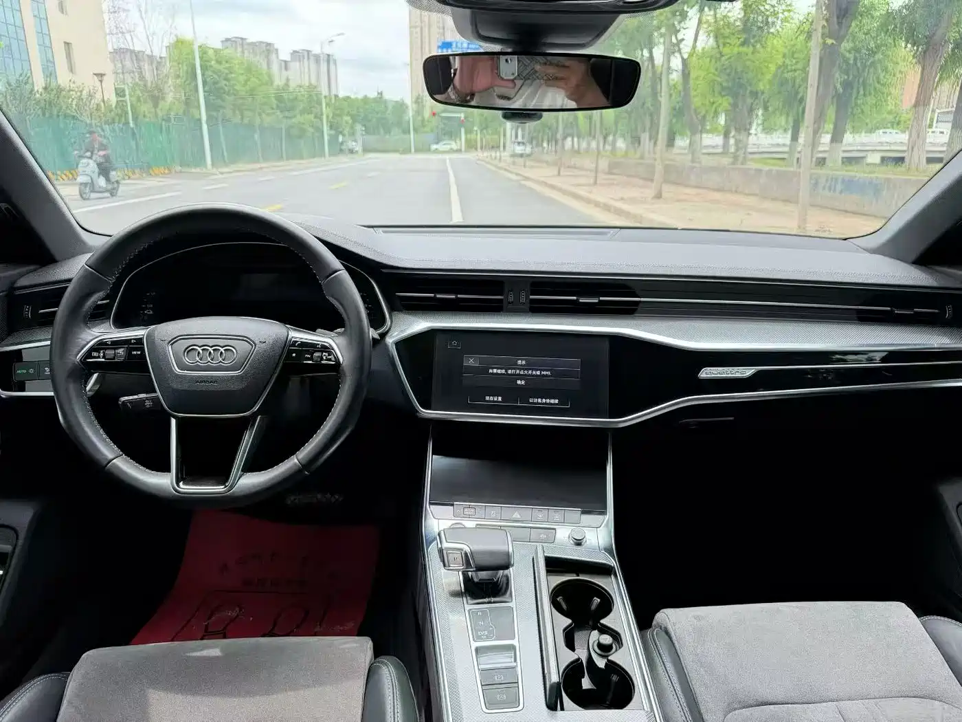 Audi A6L New Energy 2020 55 TFSI e quattro фото 5