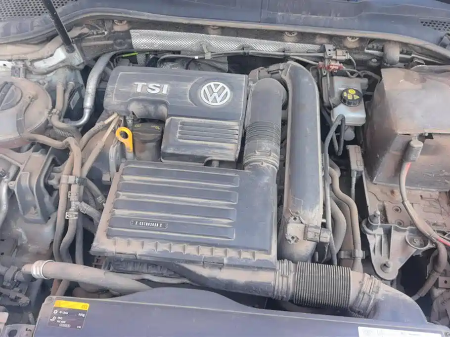 Volkswagen Golf 2016 230TSI Automatic Comfort фото 10