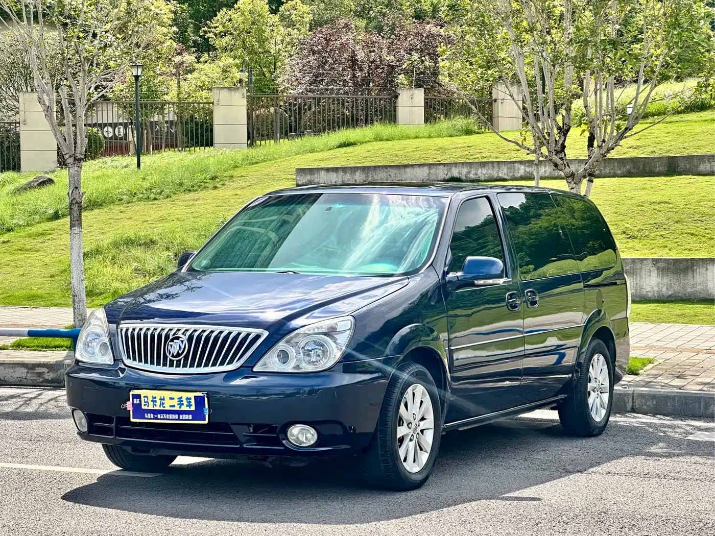 Buick GL8 2012 2.4L BASE Comfort